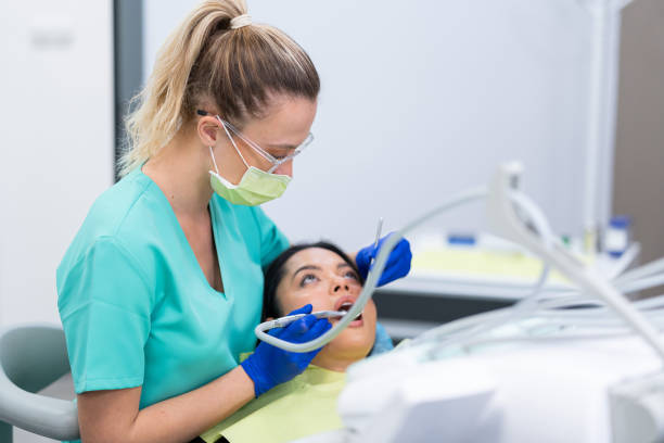 Best Mobile Emergency Dentist in Lasalle, IL